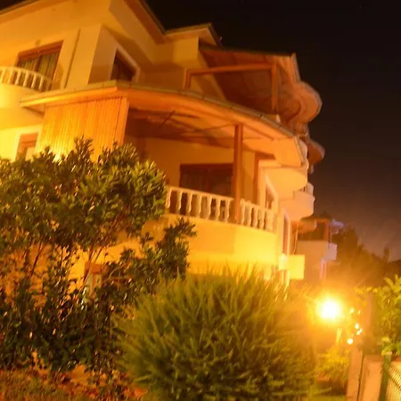 Villa Bektas 1 *